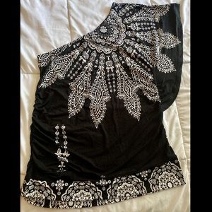 Studio Y One Shoulder Mandala Print Flowy Top Size Large NWOT